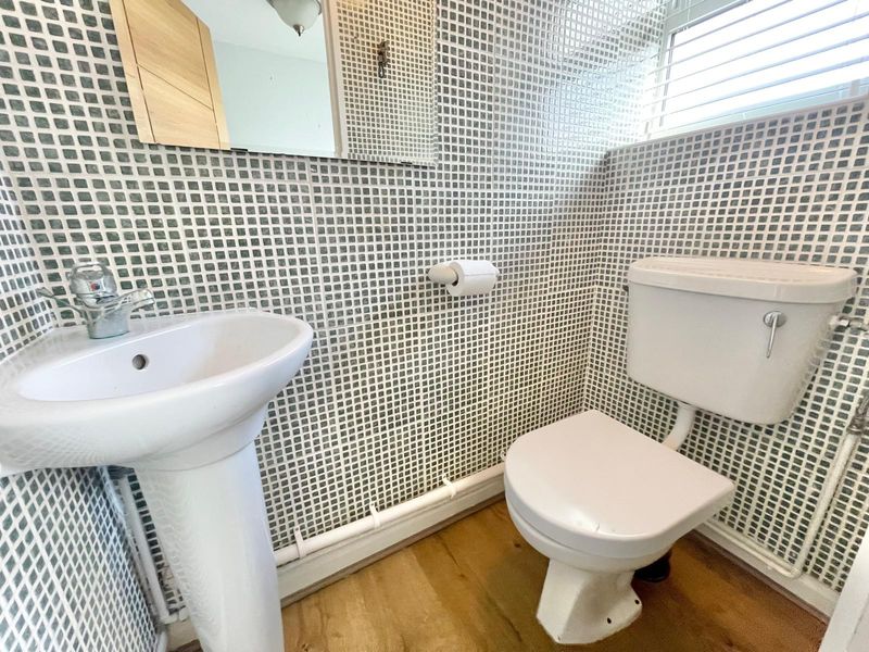 Ascot Drive Great Sutton